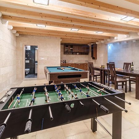 Luxury Stone Villa Nevija 2022 Private Villa Milna  Exteriér fotografie