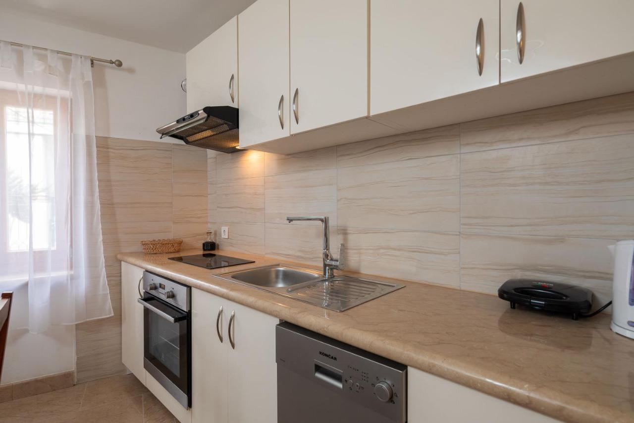 Luxury Stone Villa Nevija 2022 Private Villa Milna  Exteriér fotografie