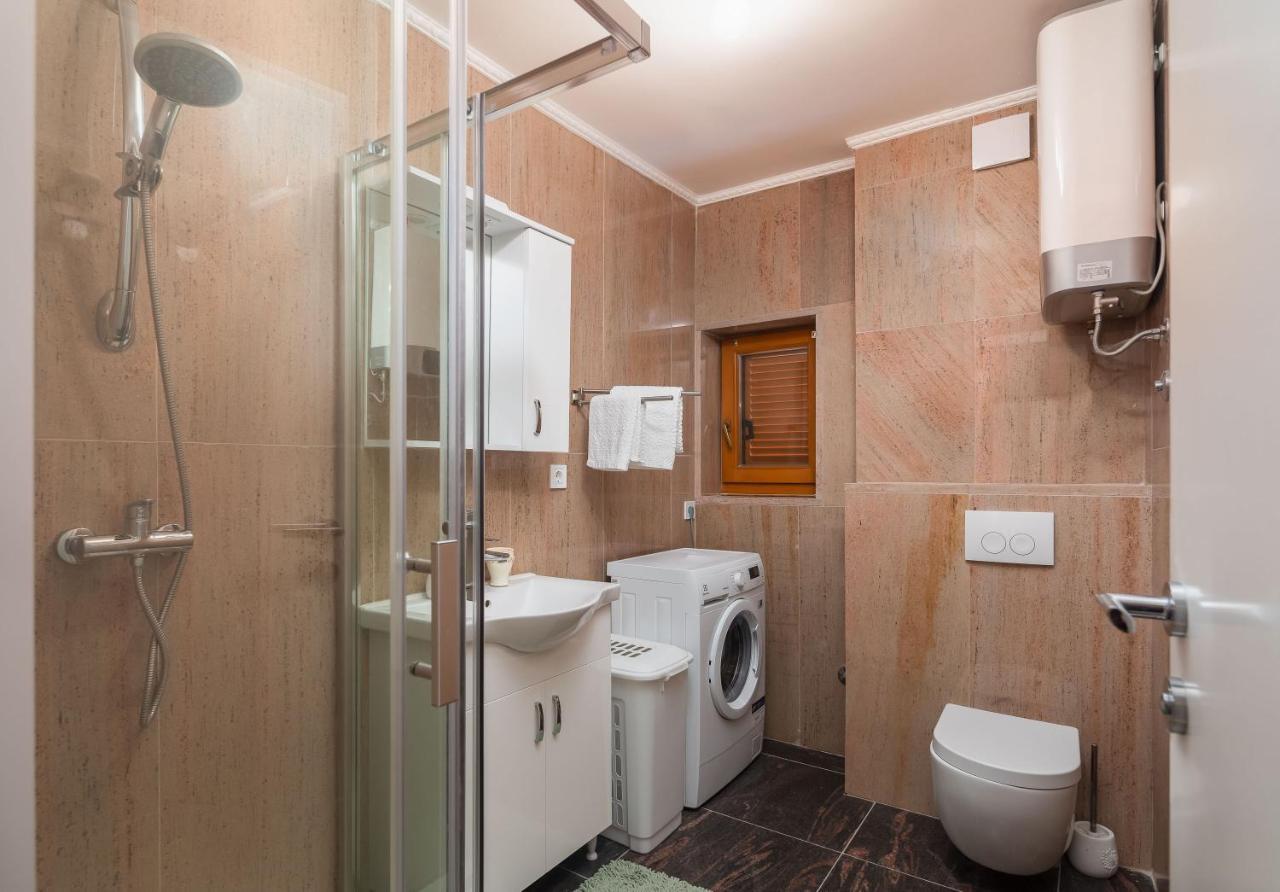 Luxury Stone Villa Nevija 2022 Private Villa Milna  Exteriér fotografie