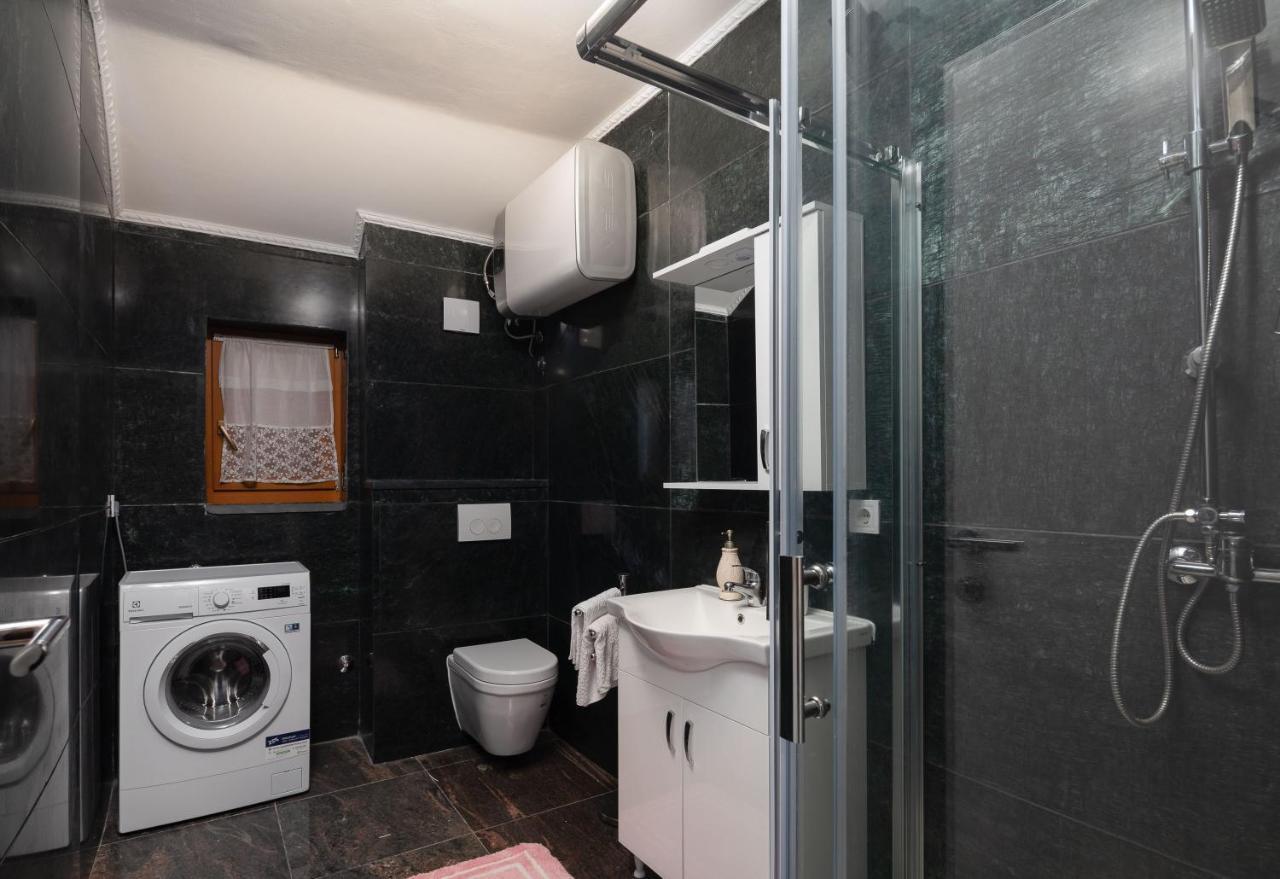 Luxury Stone Villa Nevija 2022 Private Villa Milna  Exteriér fotografie