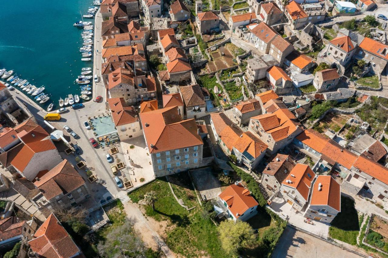 Luxury Stone Villa Nevija 2022 Private Villa Milna  Exteriér fotografie