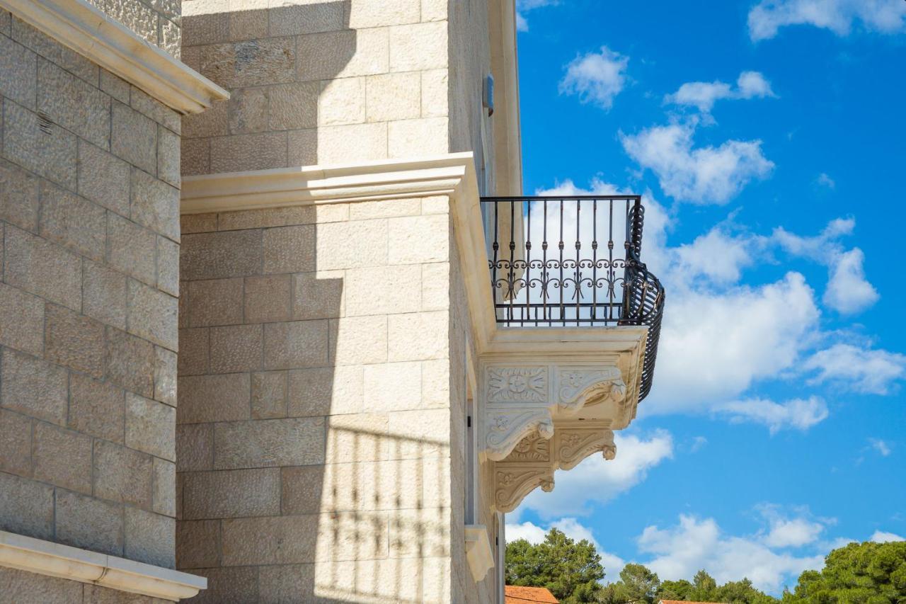 Luxury Stone Villa Nevija 2022 Private Villa Milna  Exteriér fotografie