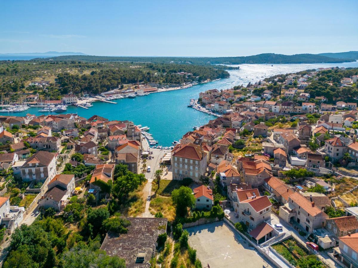 Luxury Stone Villa Nevija 2022 Private Villa Milna  Exteriér fotografie