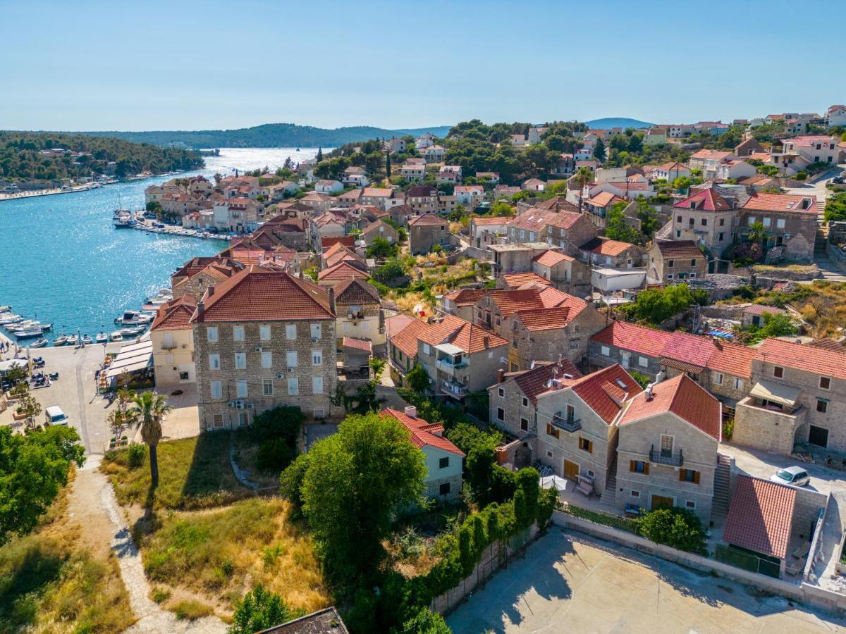 Luxury Stone Villa Nevija 2022 Private Villa Milna  Exteriér fotografie