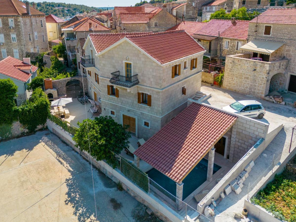 Luxury Stone Villa Nevija 2022 Private Villa Milna  Exteriér fotografie