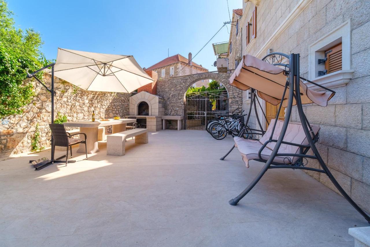 Luxury Stone Villa Nevija 2022 Private Villa Milna  Exteriér fotografie